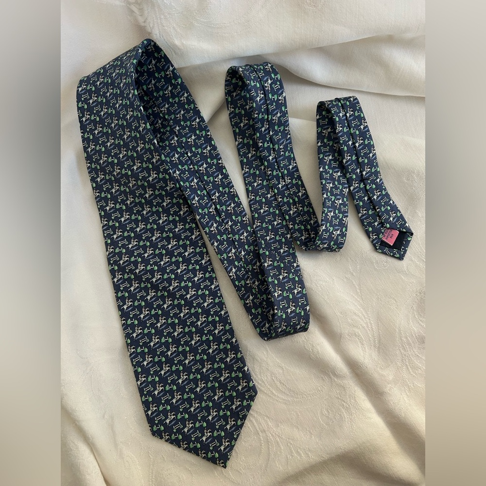 Vineyard Vines Equestrian Jumping tie